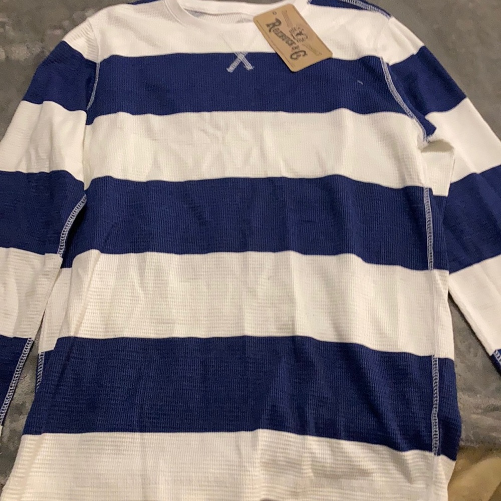 men’s long-sleeve t-shirt